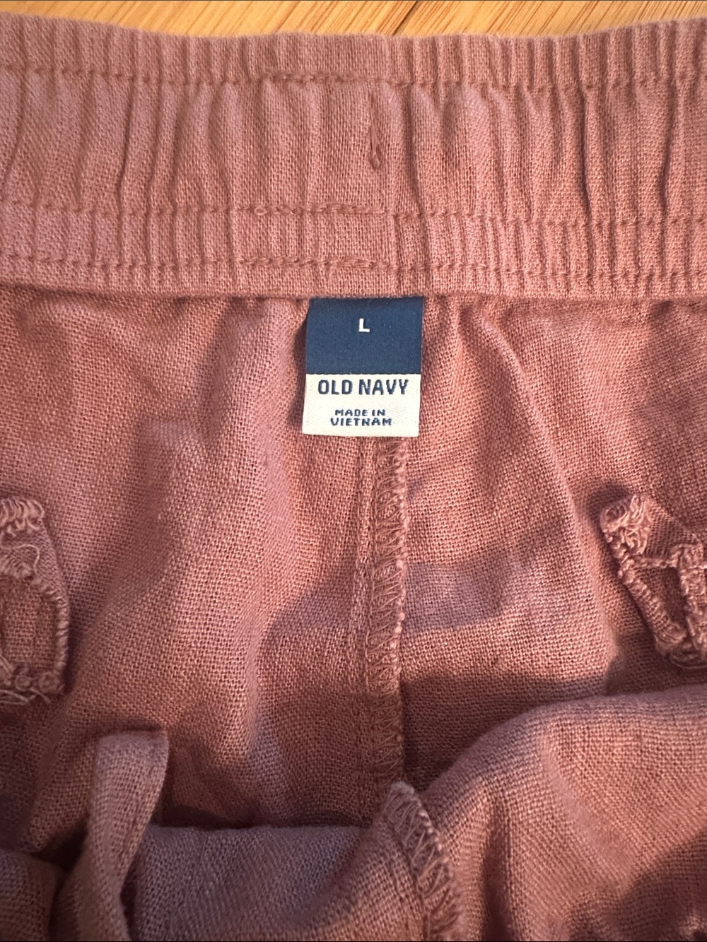 Old Navy Mauve Pull-On Linen Blend Shorts - Picture 2 of 5